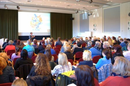 Auditorium beim Fachtag Personalbemessung in der Pflege (PeBeM) am 9.10. in Potsdam